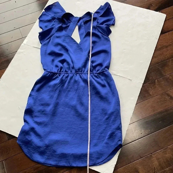 BCBGeneration Faux Wrap dress Azure Blue Size medium NWT Cocktail Minidress - Picture 8 of 12